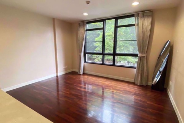 Picture of 3 bed Condo in Baan Chan Khlong Tan Nuea Sub District C019135