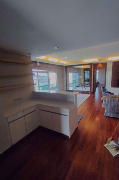 Picture of 3 bed Condo in L6 Residence Sathon District C019148