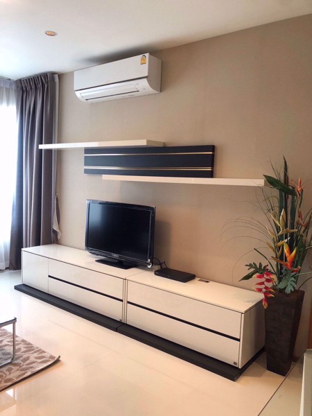 Picture of 1 bed Condo in The Emporio Place Khlongtan Sub District C014149