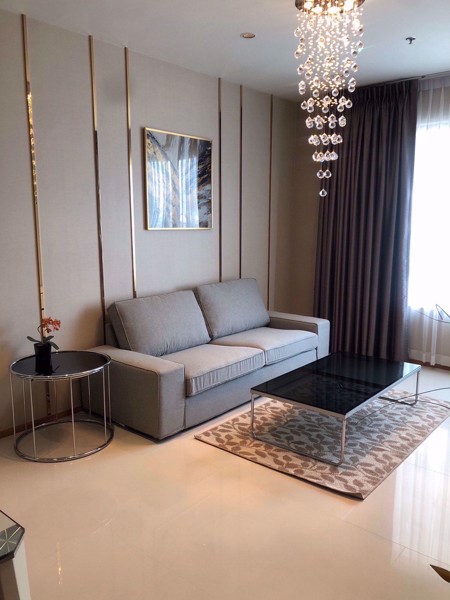 Picture of 1 bed Condo in The Emporio Place Khlongtan Sub District C014149