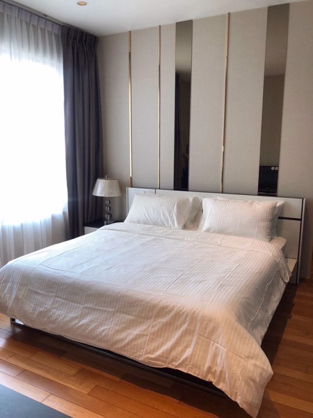 Picture of 1 bed Condo in The Emporio Place Khlongtan Sub District C014149