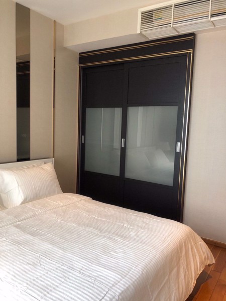 Picture of 1 bed Condo in The Emporio Place Khlongtan Sub District C014149