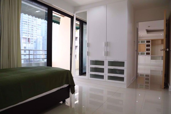 รูปภาพ 2 ห้องนอน Condo ในโครงการ Sampoom Garden Bang Rak District C019176