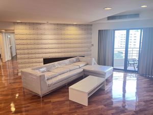 Picture of 3 bed Condo in Cosmo Villa Khlongtoei District C019180