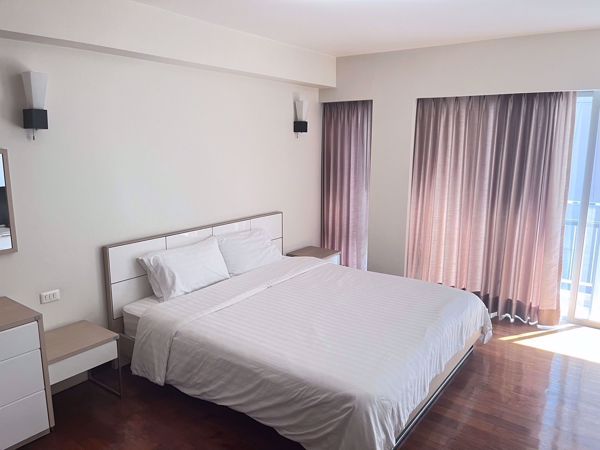 Picture of 2 bed Condo in Baan Sukhumvit 14 Khlongtoei District C019181