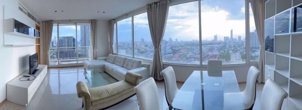 รูปภาพ 2 ห้องนอน Condo ในโครงการ The Empire Place Yan Nawa Sub District C019211