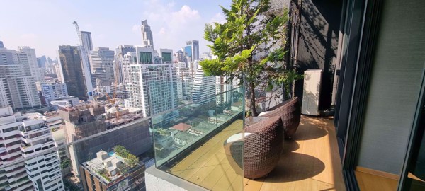 Picture of 2 bed Condo in Siamese Exclusive Sukhumvit 31 Khlong Toei Nuea Sub District C019214