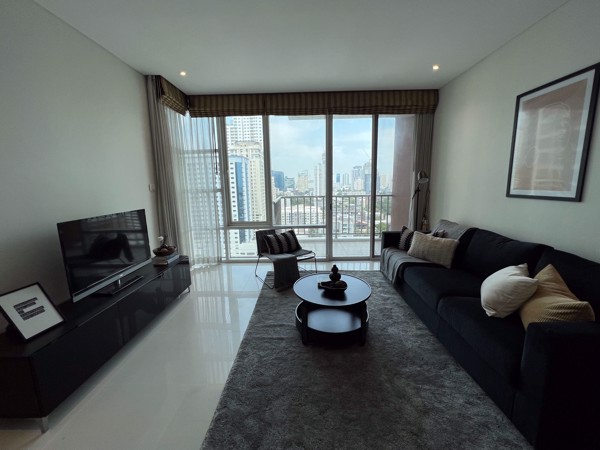 Picture of 2 bed Condo in Fullerton Sukhumvit Khlongtoei Sub District C019230