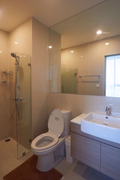 Picture of 2 bed Condo in Noble Revolve Ratchada 2 Huai Khwang Sub District C019232