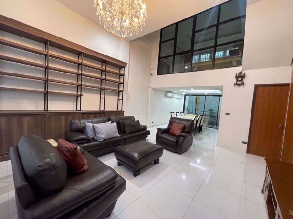 Picture of 3 bed House  Silom Sub District H019236