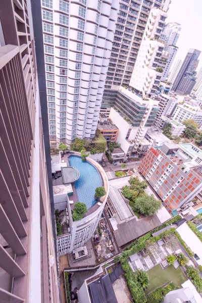 Picture of 3 bed Condo in 15 Sukhumvit Residences Khlong Toei Nuea Sub District C019249