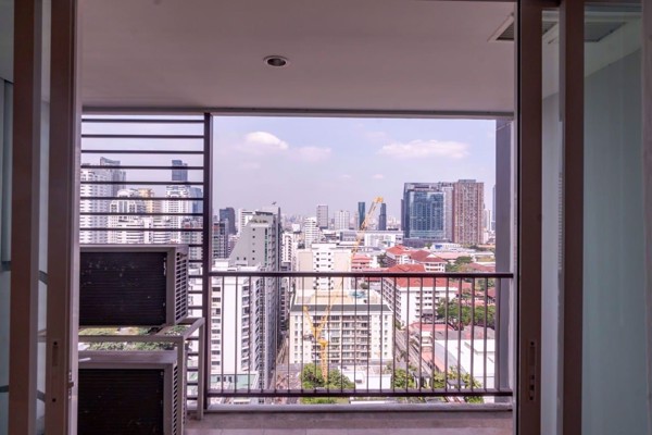 Picture of 3 bed Condo in 15 Sukhumvit Residences Khlong Toei Nuea Sub District C019249