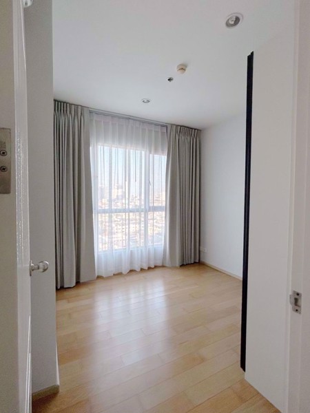 Picture of 2 bed Condo in Hive Sathorn Khlong Ton Sai Sub District C019253