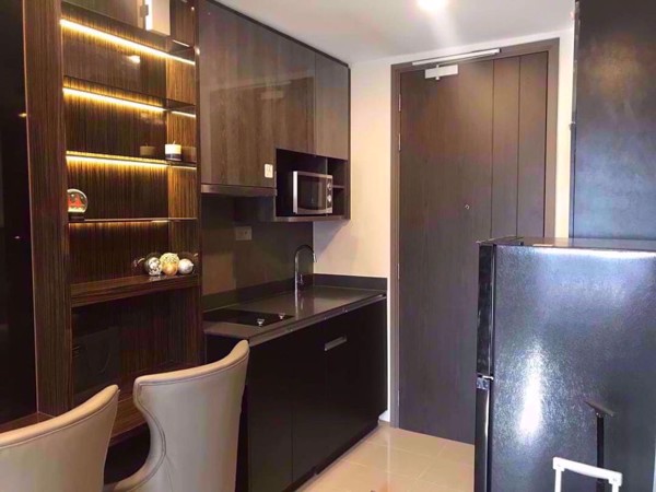 Picture of 1 bed Condo in Ashton Chula - Silom Mahaphruettharam Sub District C019275