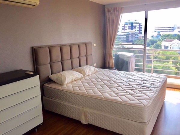 รูปภาพ 2 ห้องนอน Condo ในโครงการ Serene Place Sukhumvit 24 Khlongtan Sub District C019302