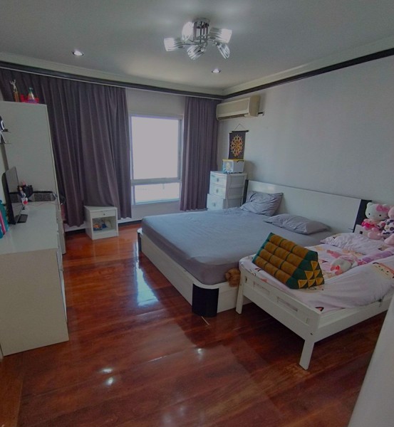 รูปภาพ 4 ห้องนอน Condo ในโครงการ Saichol Mansion Khlong San District C019345