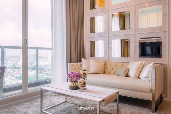 รูปภาพ 2 ห้องนอน Condo ในโครงการ Menam Residences Wat Phraya Krai Sub District C019365