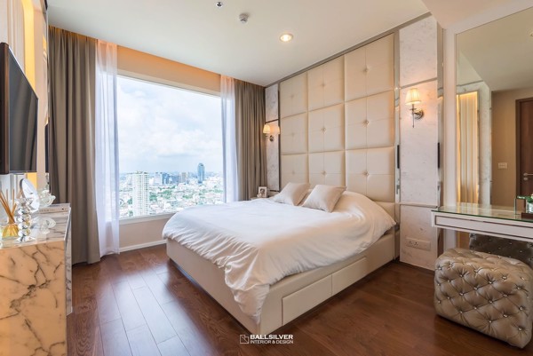 รูปภาพ 2 ห้องนอน Condo ในโครงการ Menam Residences Wat Phraya Krai Sub District C019365