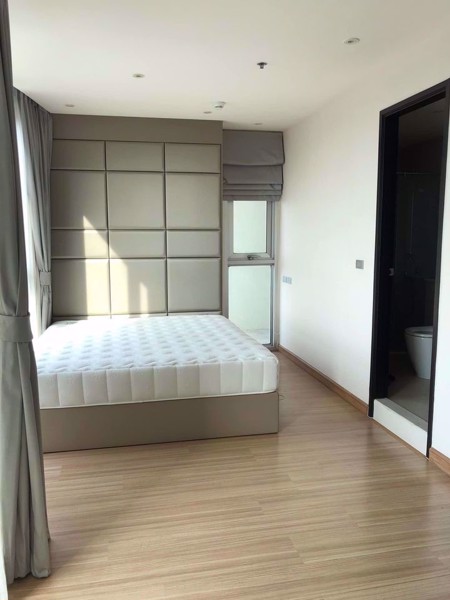 รูปภาพ 3 ห้องนอน Condo ในโครงการ Sky Walk Condominium Phrakhanongnuea Sub District C019412