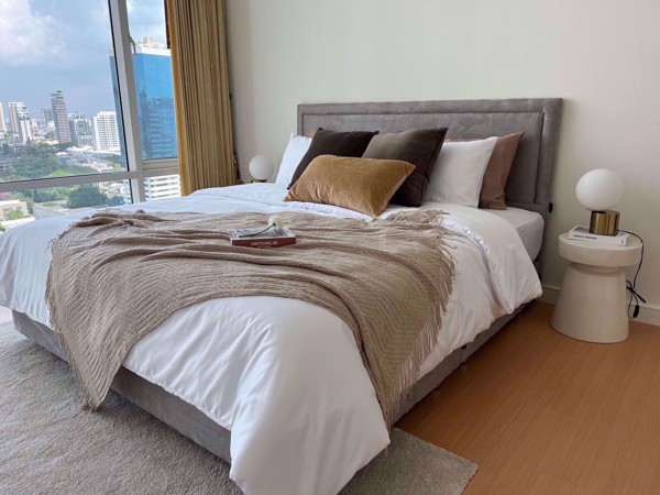 Picture of 2 bed Condo in Fullerton Sukhumvit Khlongtoei Sub District C019450