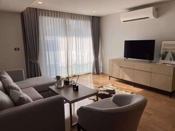 Picture of 3 bed Condo in Piya Apartment Sukhumvit 15 Khlong Toei Nuea Sub District C019473