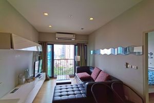 Picture of 1 bed Condo in Noble Reveal Khlong Tan Nuea Sub District C019483