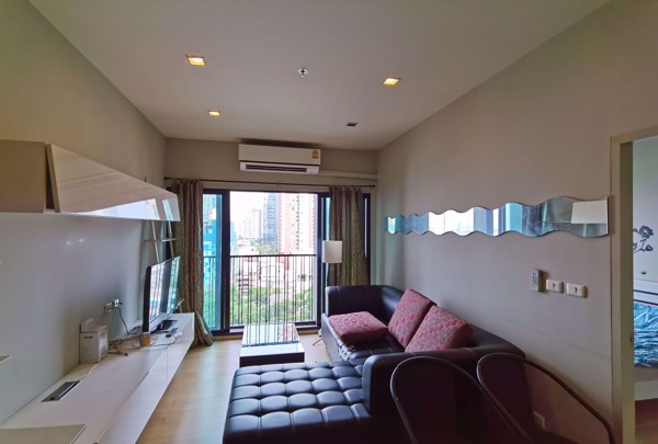 Picture of 1 bed Condo in Noble Reveal Khlong Tan Nuea Sub District C019483