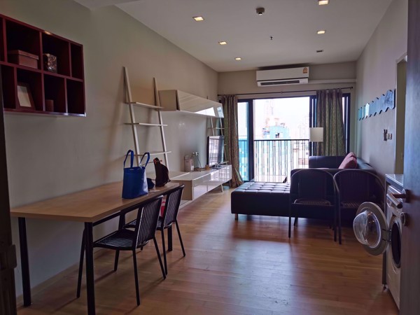 Picture of 1 bed Condo in Noble Reveal Khlong Tan Nuea Sub District C019483