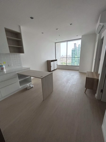 Picture of 2 bed Condo in Sathorn House Silom Sub District C019504