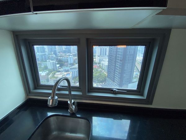 รูปภาพ 3 ห้องนอน Condo ในโครงการ The Crest Sukhumvit 34 Khlongtan Sub District C013156