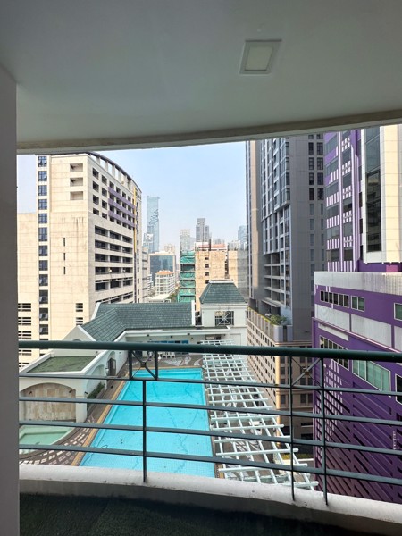 Picture of 2 bed Condo in Sathorn House Silom Sub District C019528