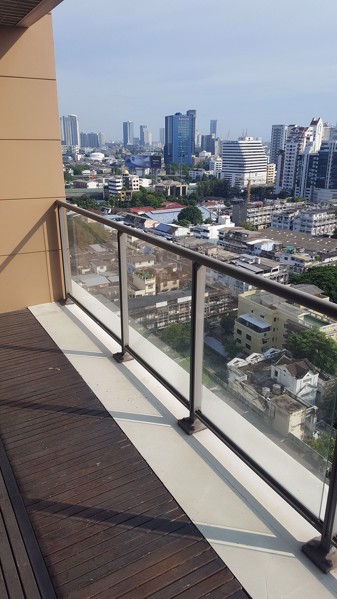 รูปภาพ 2 ห้องนอน Condo ในโครงการ The Lofts Yennakart Chong Nonsi Sub District C019529