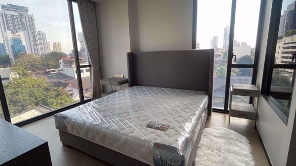 รูปภาพ 1 ห้องนอน Condo ในโครงการ The Reserve Sukhumvit 61 Khlong Tan Nuea Sub District C019608