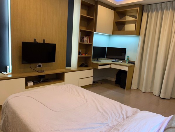 Picture of 2 bed Condo in The Crest Sukhumvit 34 Khlongtan Sub District C019612