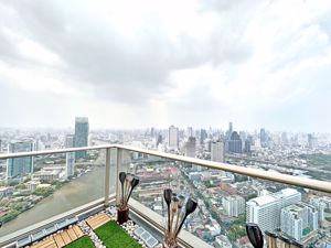 รูปภาพ 3 ห้อง ดูเพล็กซ์ in Four Seasons Private Residences เขตสาทร แขวงยานนาวา D019616