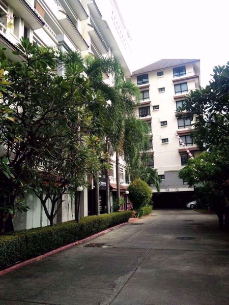 Picture of 2 bed Condo in Baan Chan Khlong Tan Nuea Sub District C019659