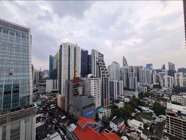 Picture of 1 bed Condo in Edge Sukhumvit 23 Khlong Toei Nuea Sub District C019662