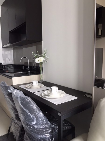 Picture of 1 bed Condo in Edge Sukhumvit 23 Khlong Toei Nuea Sub District C019713