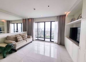 Picture of 3 bed Condo in C Ekkamai Khlong Tan Nuea Sub District C019736