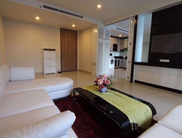 Picture of 2 bed Condo in Noble Solo Khlong Tan Nuea Sub District C019740