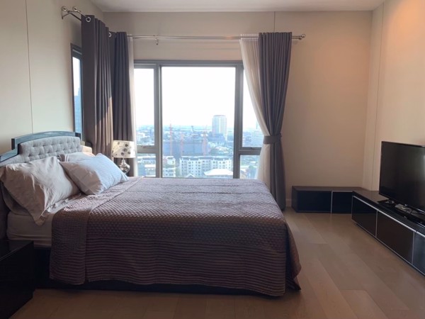 Picture of 1 bed Condo in The Crest Sukhumvit 34 Khlongtan Sub District C019745