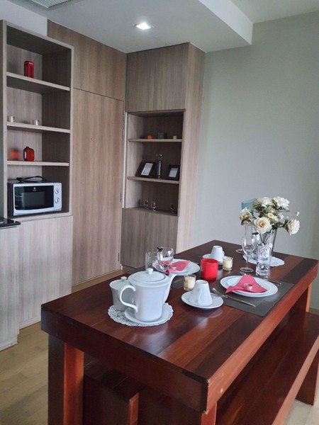 Picture of 1 bed Condo in Noble Reveal Khlong Tan Nuea Sub District C019757