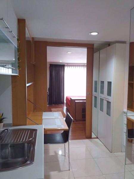 Picture of 1 bed Condo in Grand Park View Khlong Toei Nuea Sub District C019785