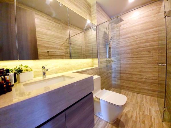 Picture of 2 bed Condo in Celes Asoke Khlong Toei Nuea Sub District C019799