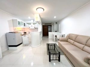 Picture of 1 bed Condo in Supalai Place Condominium Khlong Tan Nuea Sub District C019851