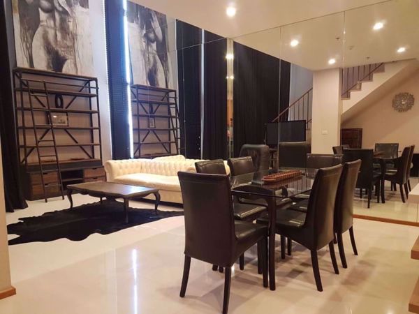 Picture of 1 bed Duplex in The Emporio Place Khlongtan Sub District D019856