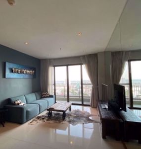 Picture of 1 bed Condo in The Emporio Place Khlongtan Sub District C019857