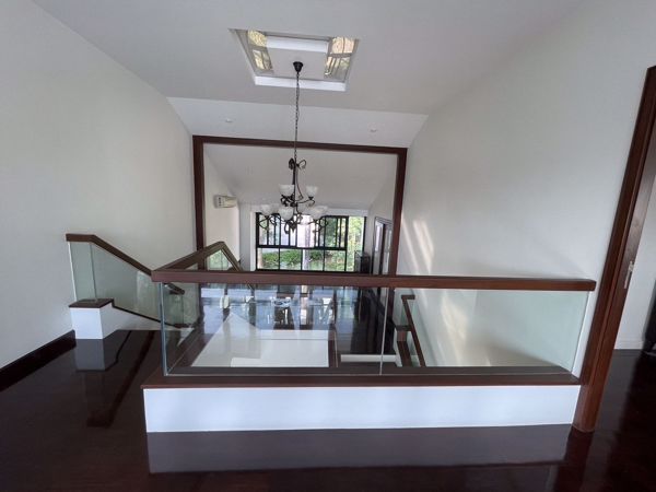 Picture of 4 bed House in Panya Village Pattanakarn  Suanluang Sub District H019868