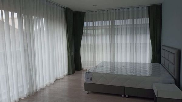 Picture of 1 bed Condo in Noble Solo Khlong Tan Nuea Sub District C019922