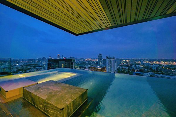 Picture of 2 bed Condo in RHYTHM Ekkamai Khlong Tan Nuea Sub District C019969